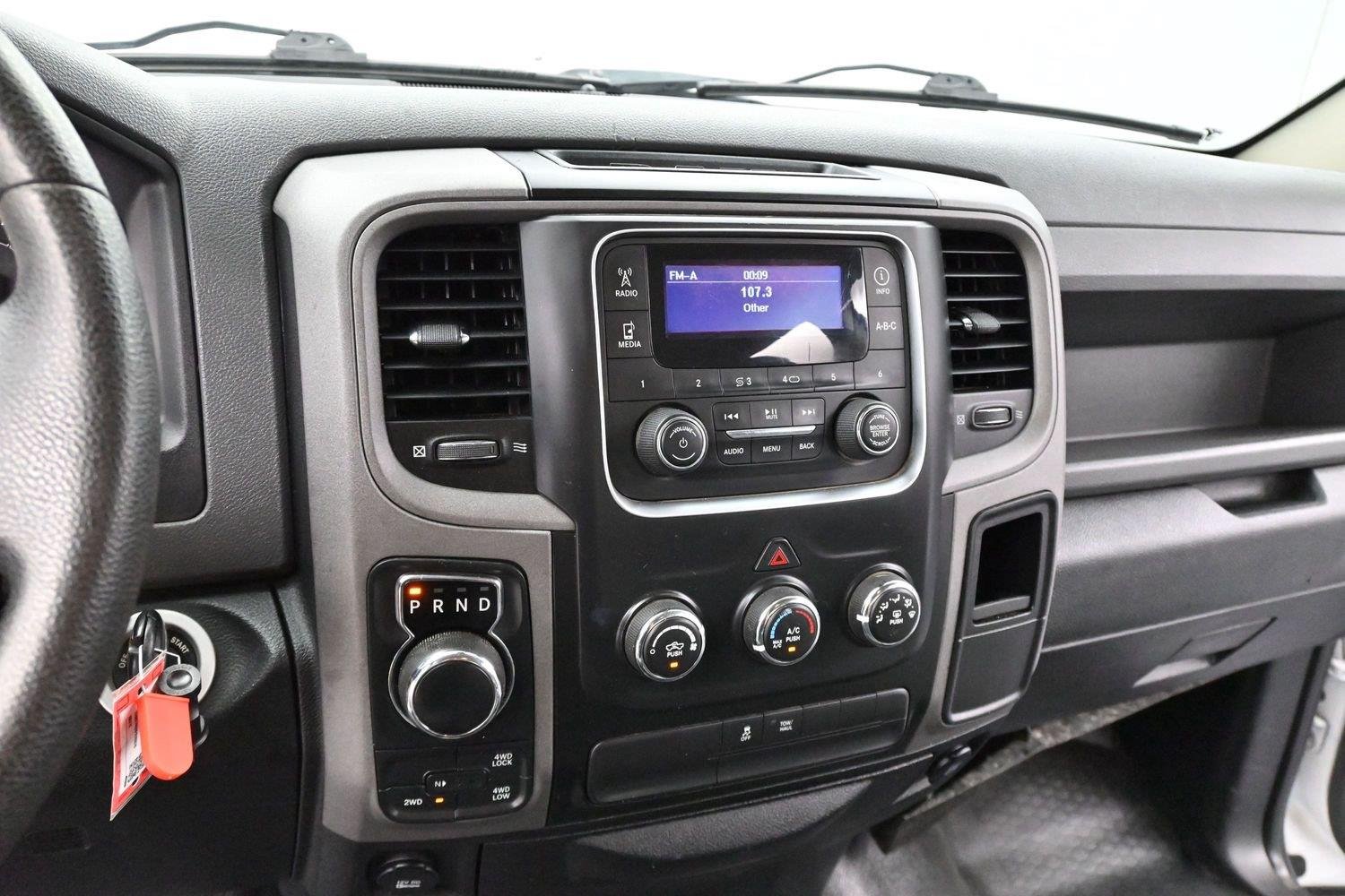 Used 2015 Bright White Clearcoat Ram Tradesman image 17