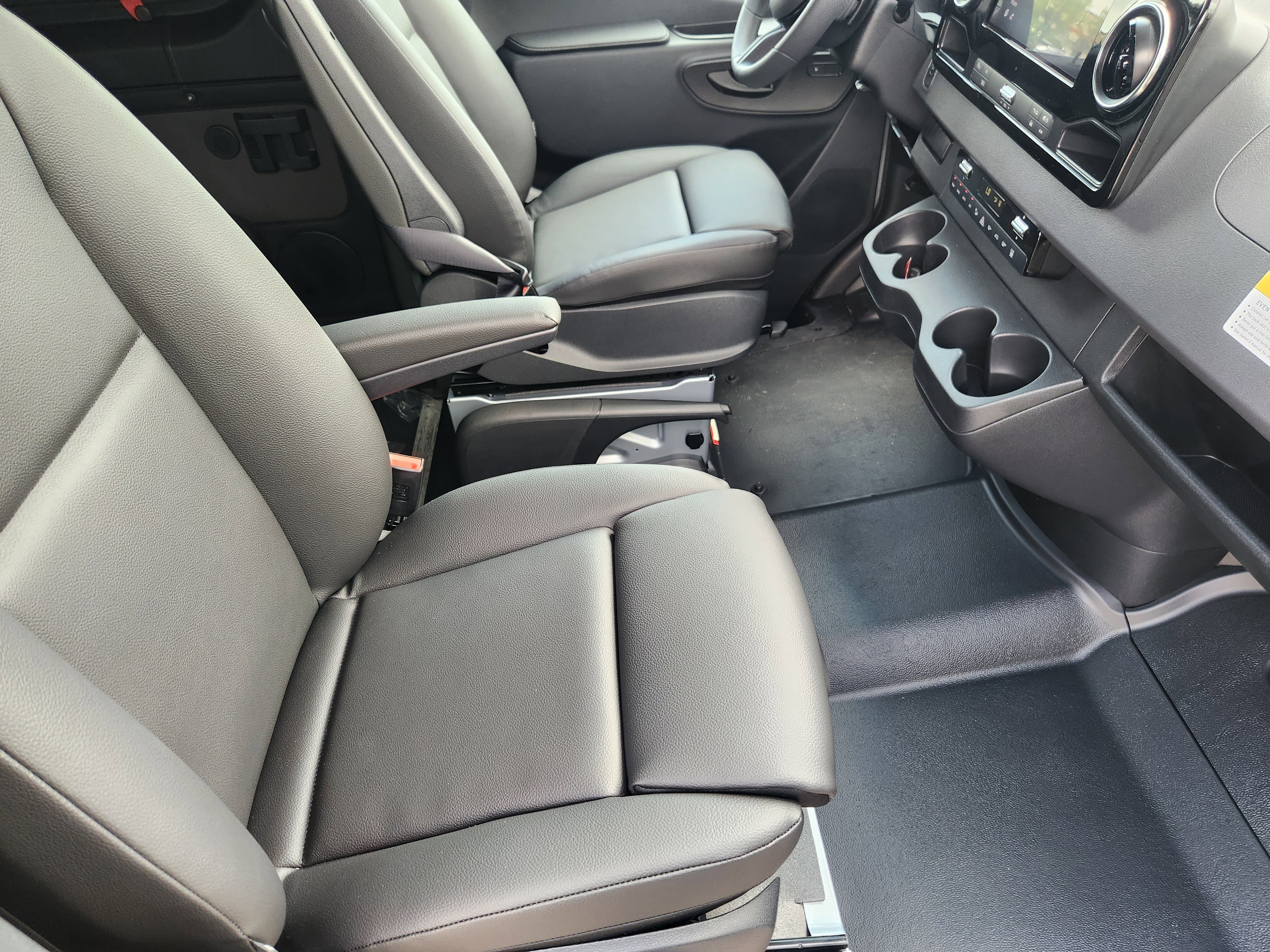 2025 Mercedes-Benz Sprinter Passenger Van Base - Photo 7