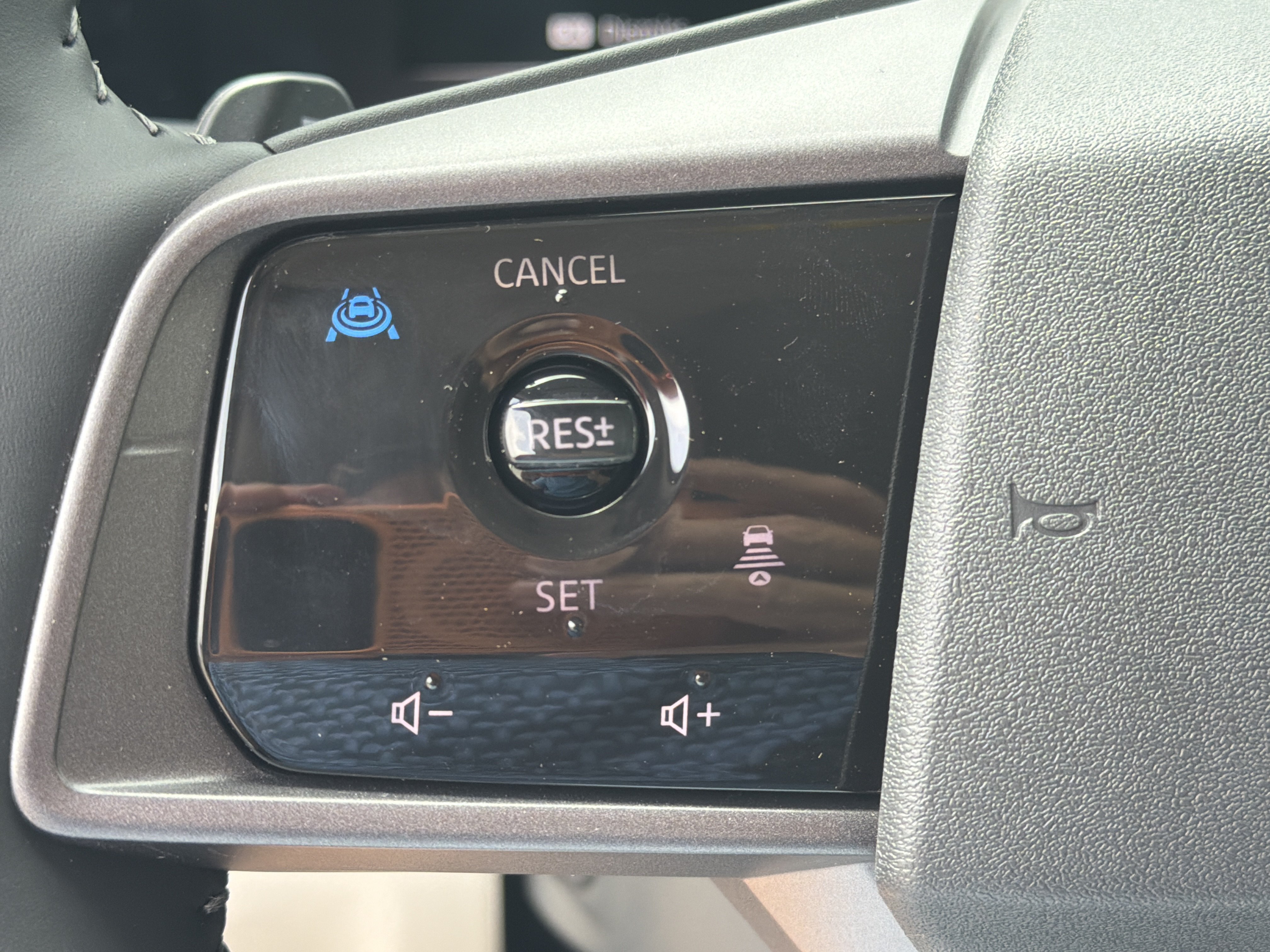 New 2026 Everest White Pearl Tricoat Nissan Platinum image 25