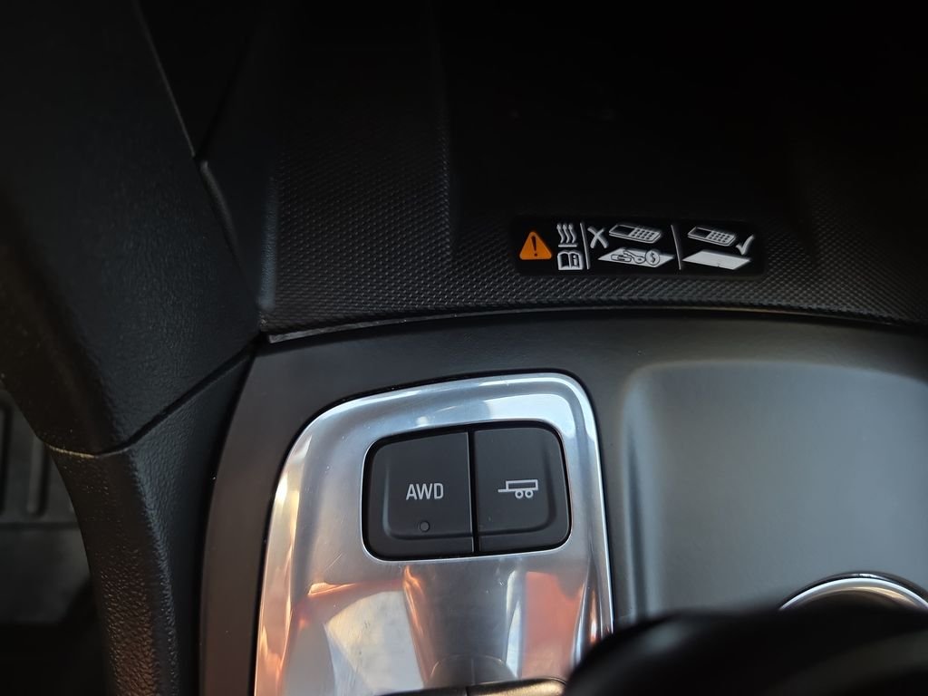 Used 2019 Black Chevrolet Premier image 22