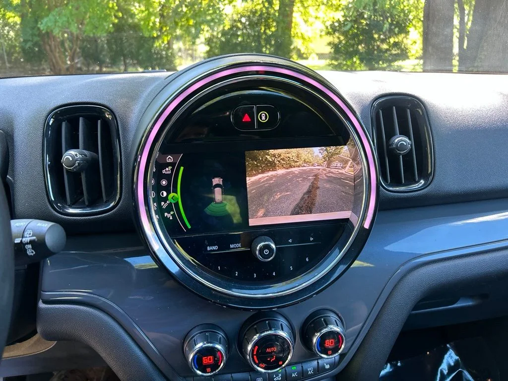 Used 2021  MINI Oxford Edition image 21