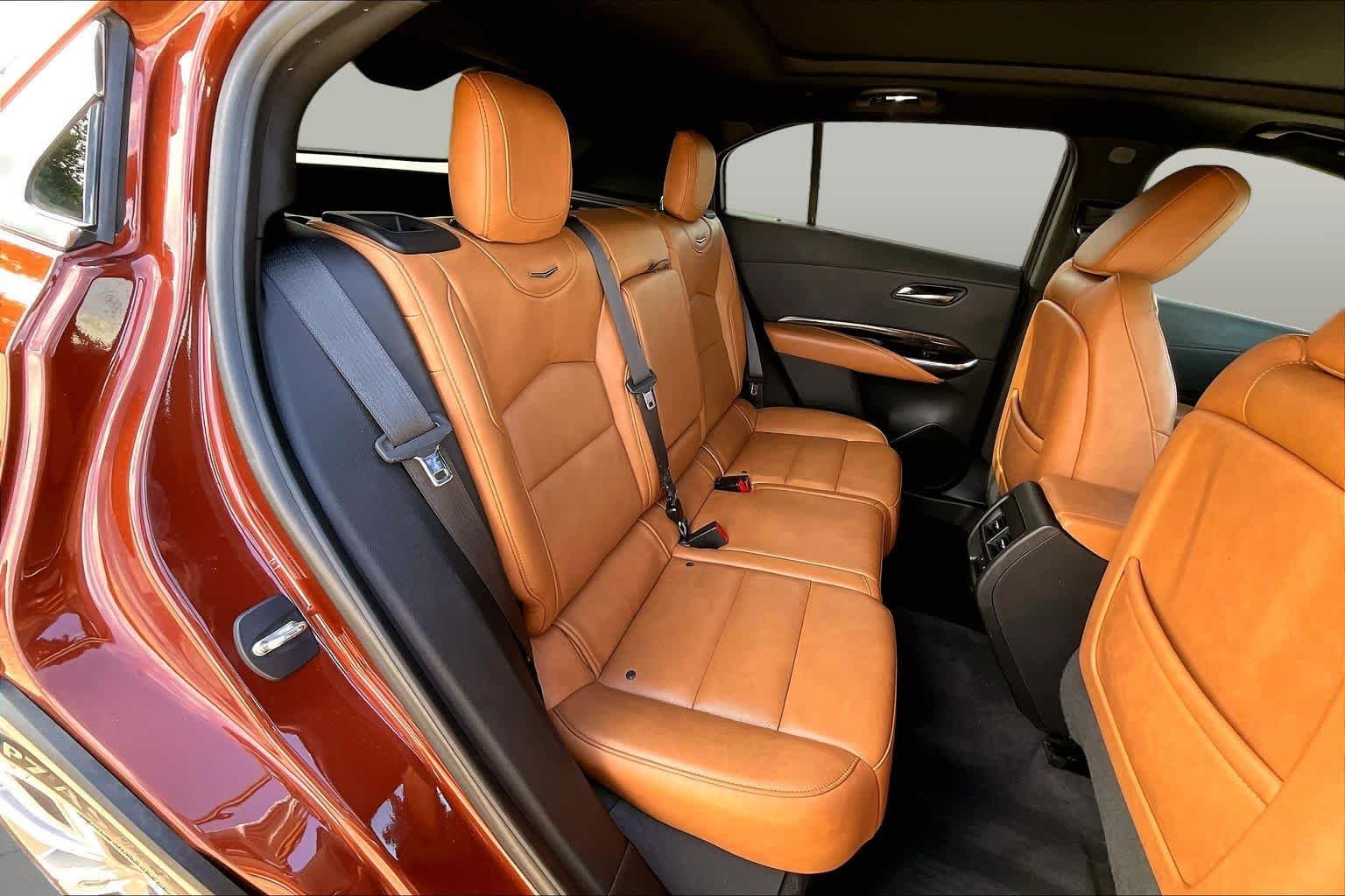 Used 2019 Autumn Metallic Cadillac FWD Premium Luxury image 20