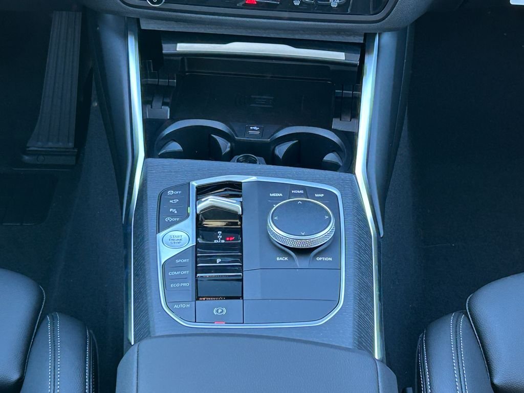 New 2026 Jet Black BMW 330i image 27