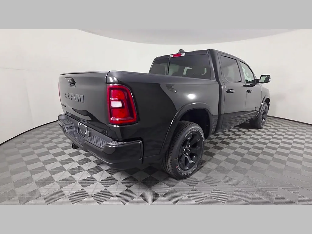 New 2027 Diamond Black Crystal Pearl-Coat Exterior Paint RAM Big Horn image 30