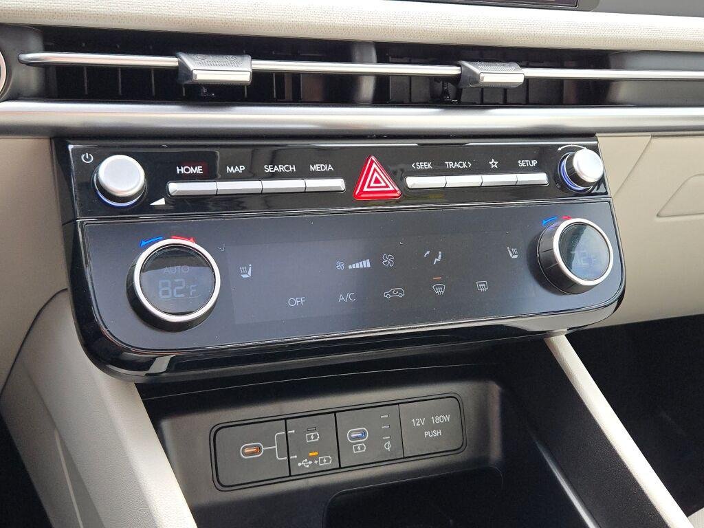 New 2025 Black Hyundai SEL Convenience AWD image 31
