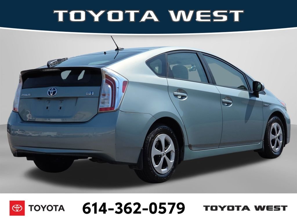 Used 2014 Beige Toyota Three image 8