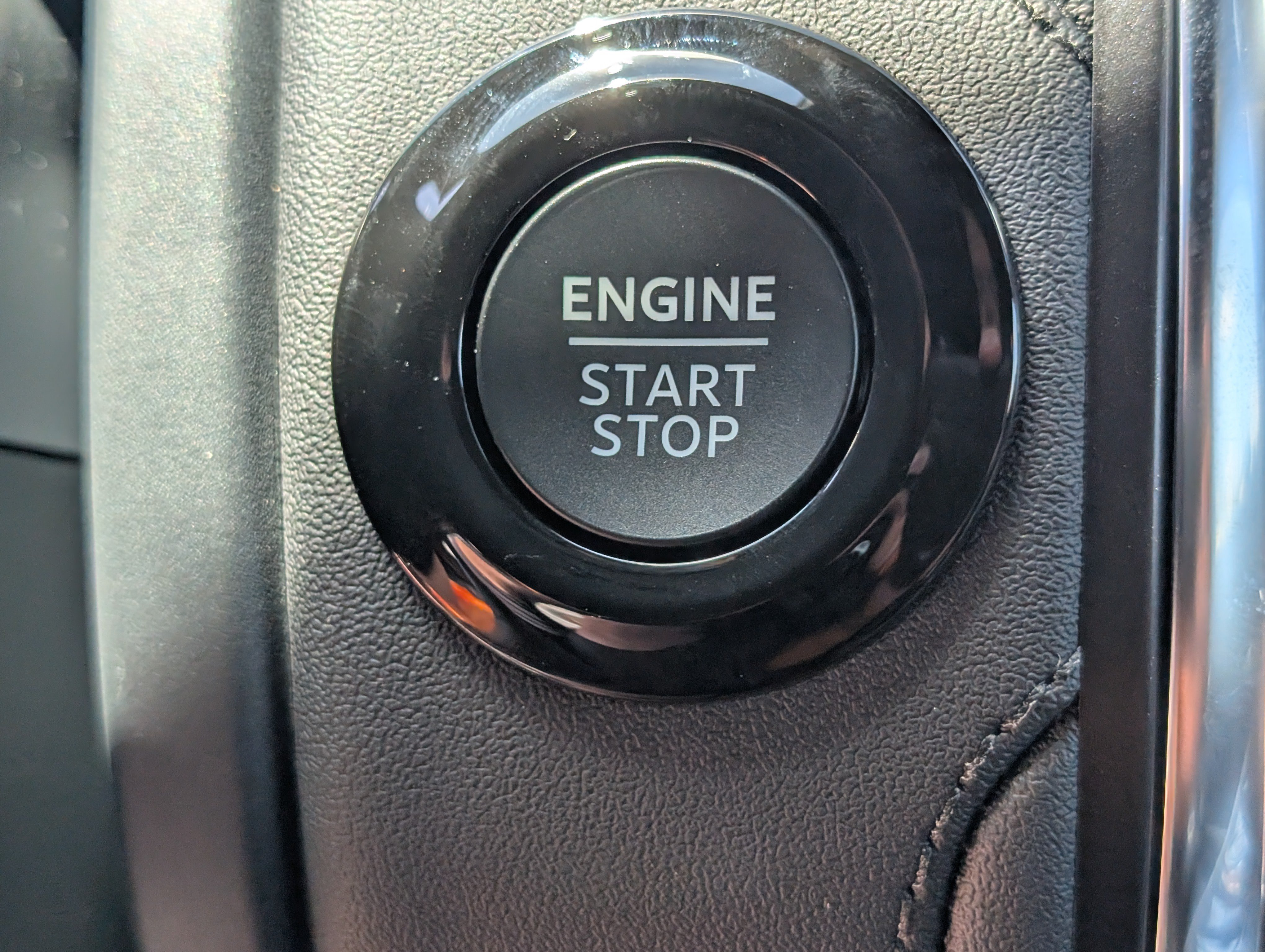 New 2027 Agate Black Metallic FORD Tremor® image 29