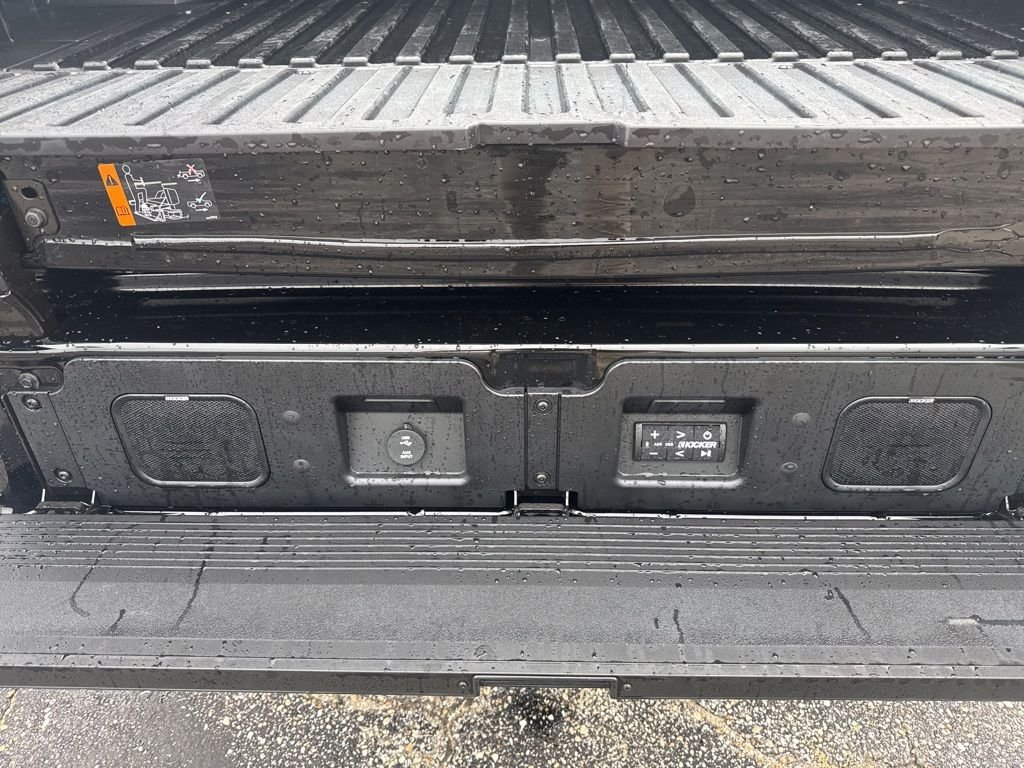 Used 2025 Black GMC Denali Ultimate image 22