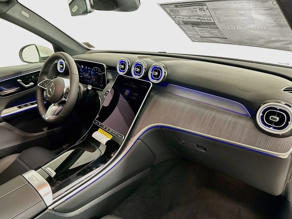 New 2026 Polar White Mercedes-Benz GLC 300 image 64