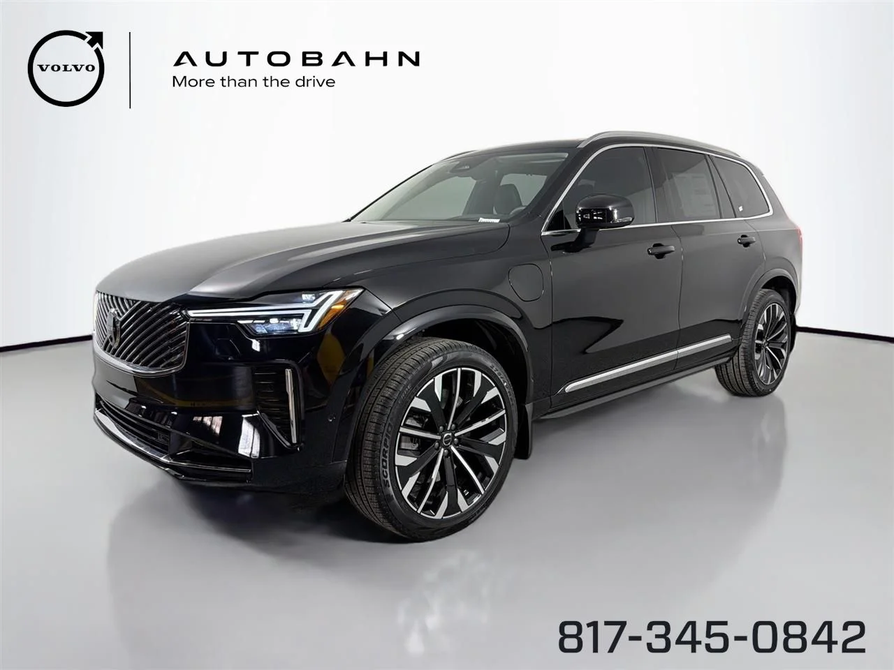 2026 Volvo XC90 T8 Recharge Ultra Bright 4WD's photo