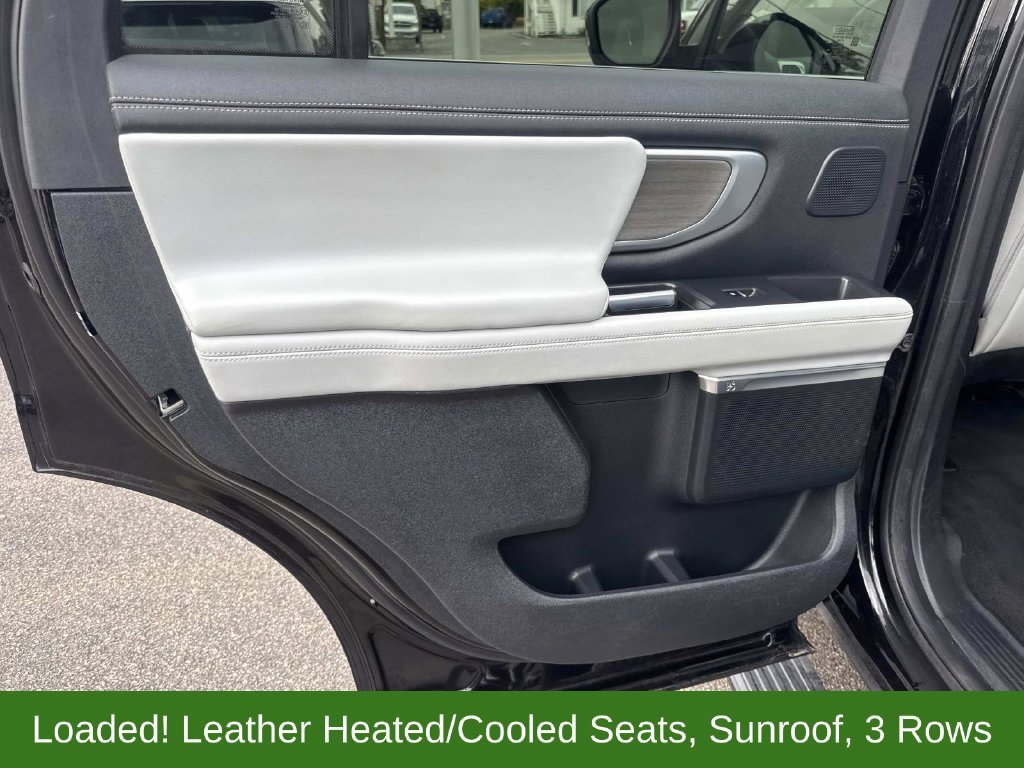 Used 2025 Black Ford Platinum image 17