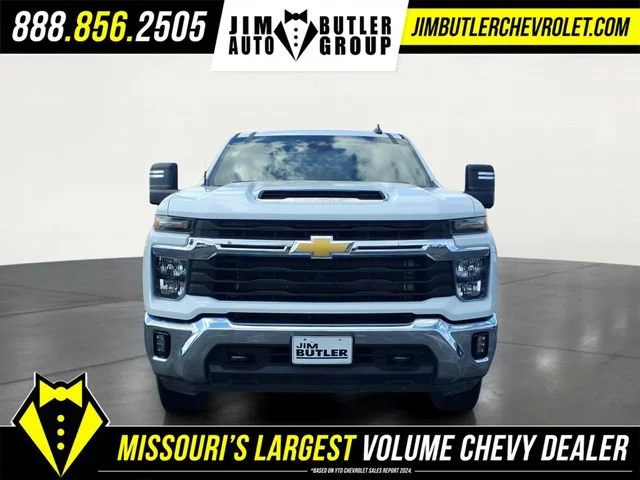 Used 2025 Summit White Chevrolet LT image 26