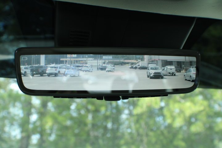 Used 2025 Rockwood Green Hyundai Calligraphy image 10