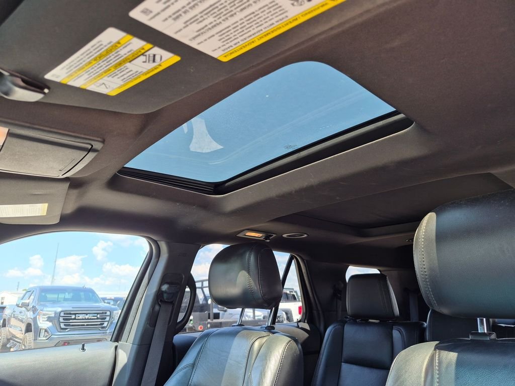 Used 2013 Black Ford XLT image 17