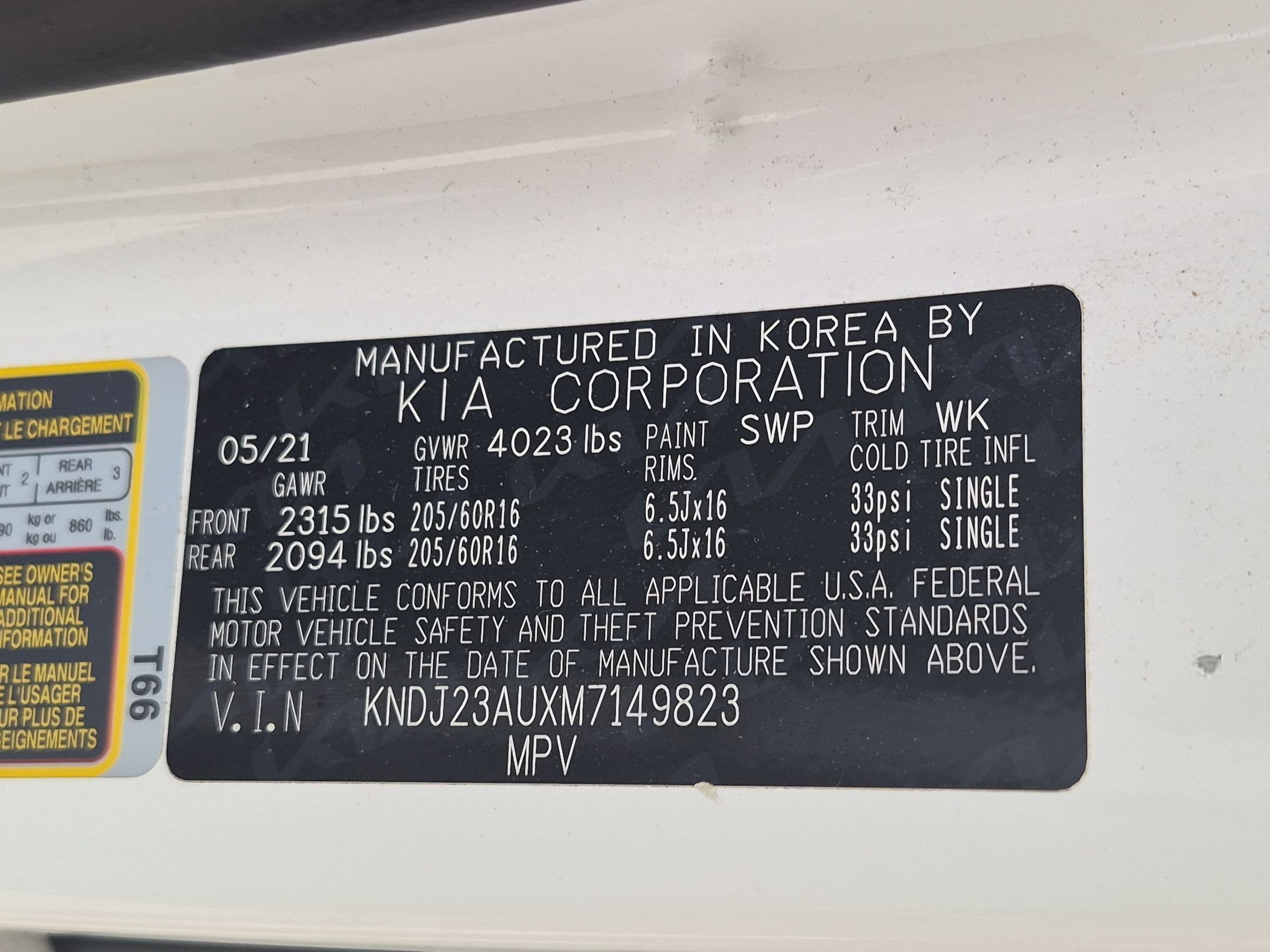 Used 2021 Snow White Pearl Kia LX image 30