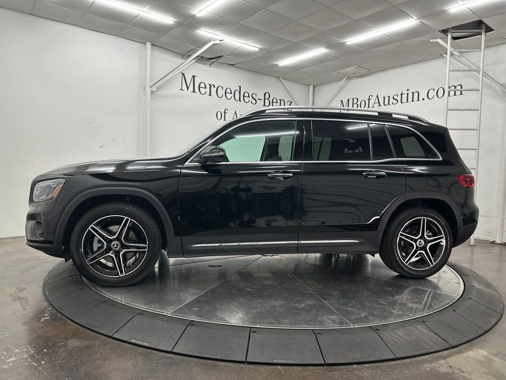 New 2026 Night Black Mercedes-Benz GLB 250 image 4