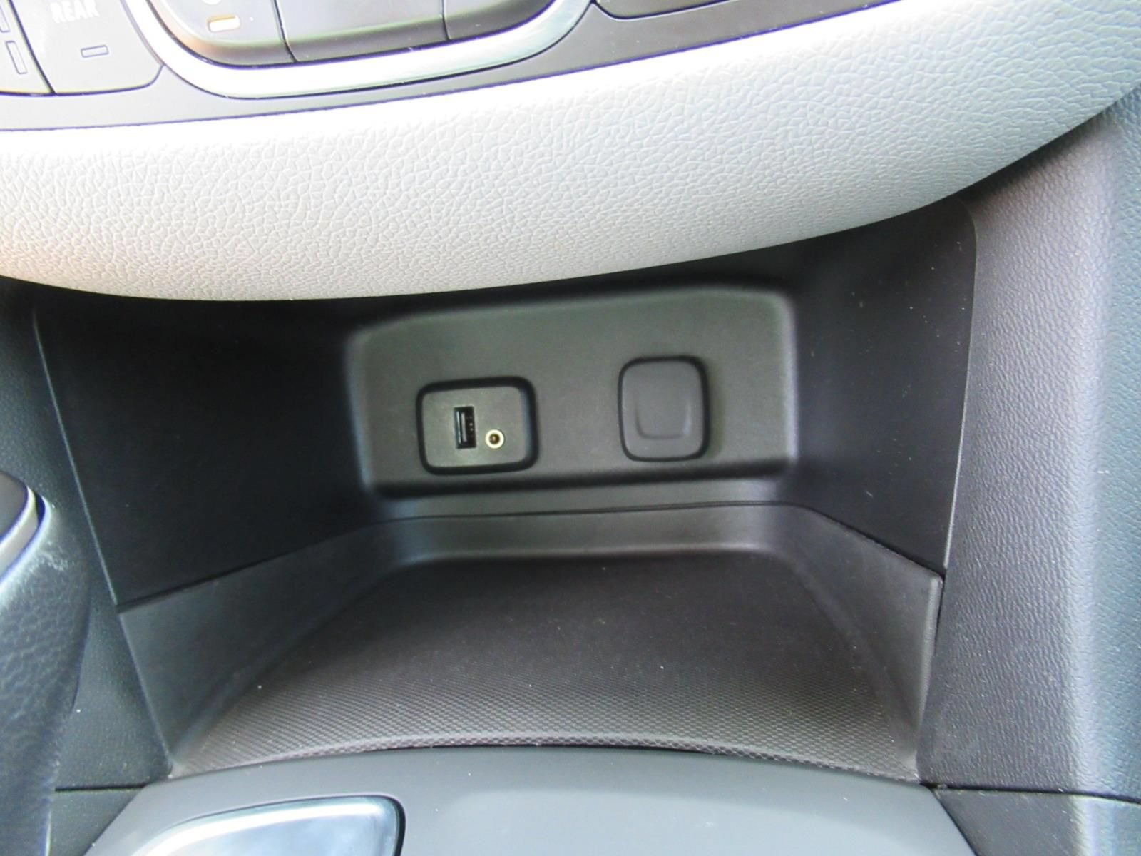 Used 2018 PEPPERDUST METALLIC Chevrolet LT image 25