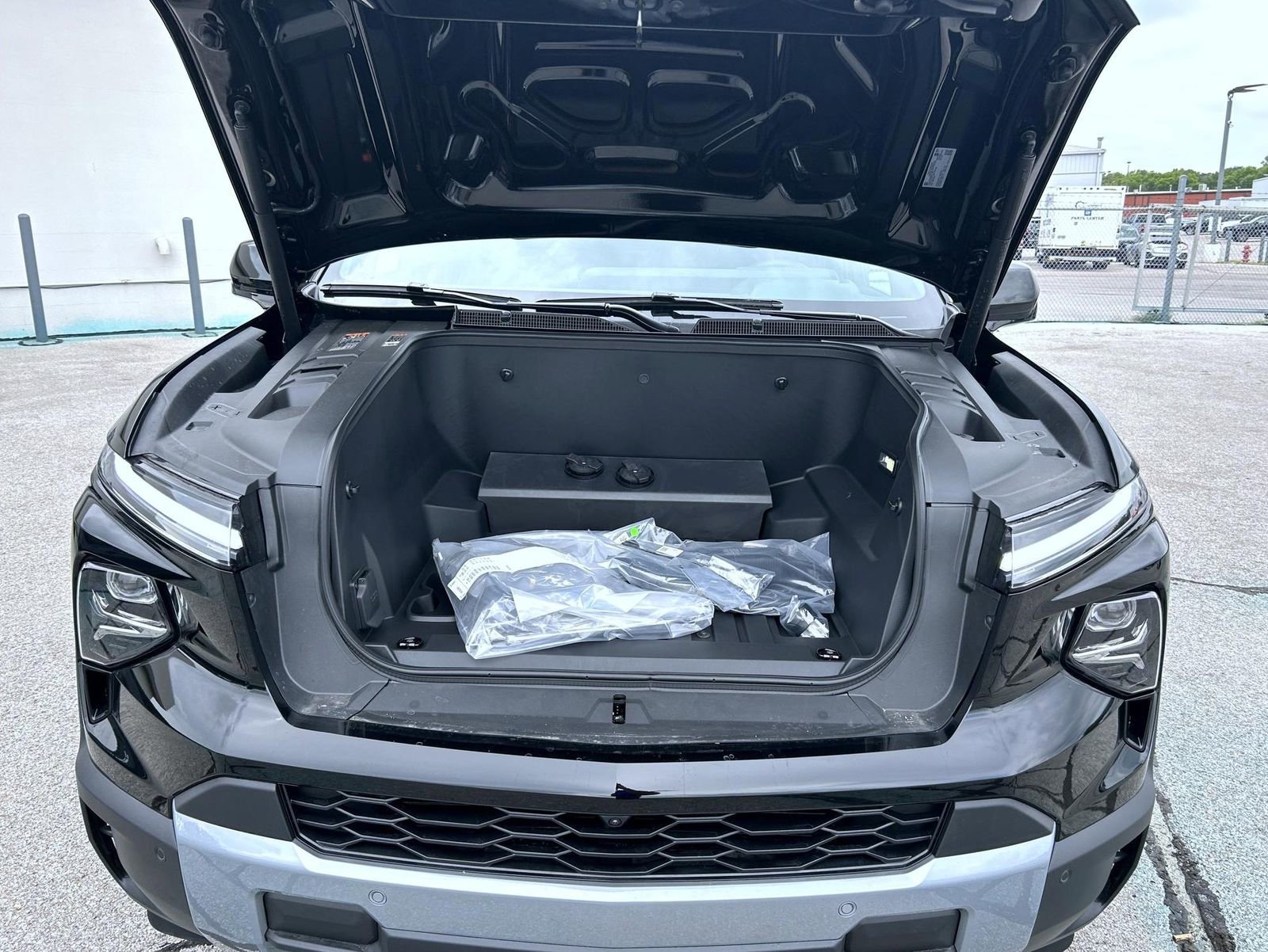 2026 Chevrolet Silverado EV LT - Photo 24
