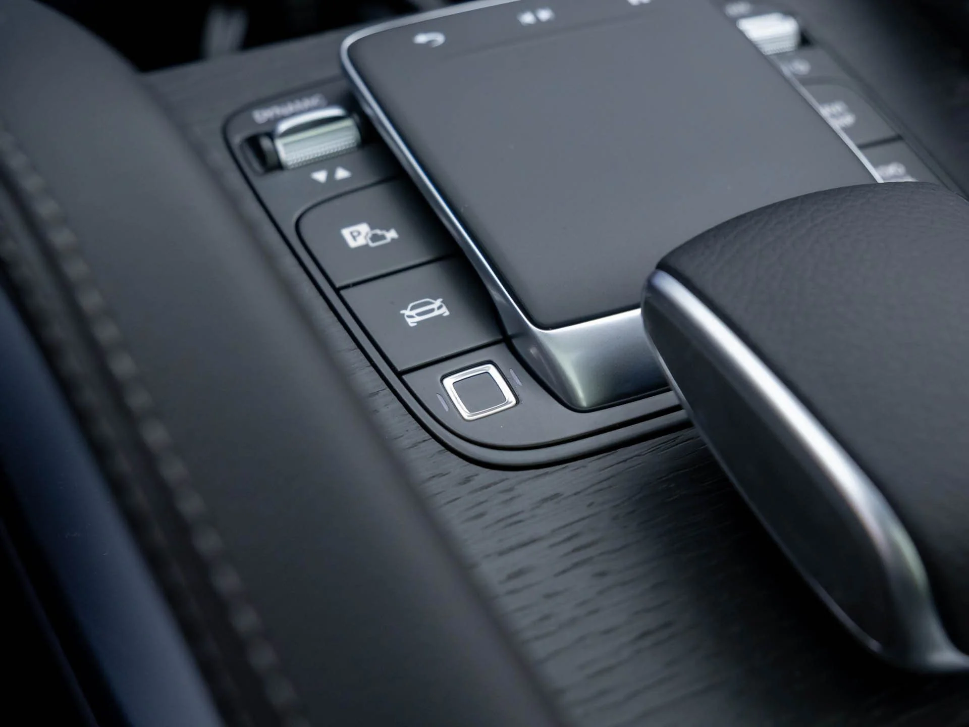 New 2026 Black Mercedes-Benz GLS 450 image 31