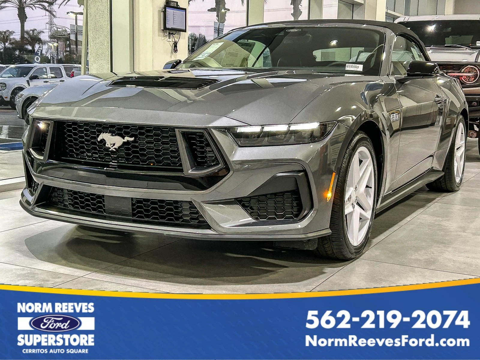 2026 Ford Mustang GT Premium Convertible's photo
