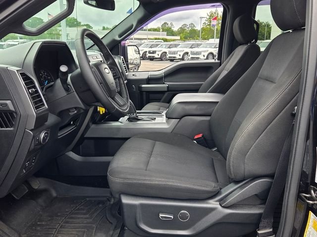 Used 2018 Shadow Black Ford XLT image 12