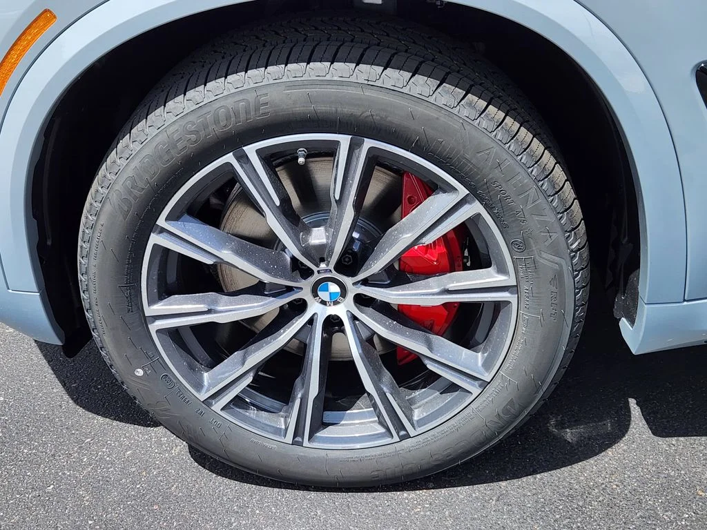 New 2026 Brooklyn Grey Metallic BMW xDrive40i image 7