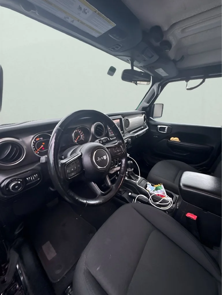 Used 2019 Black Jeep Sport S image 12