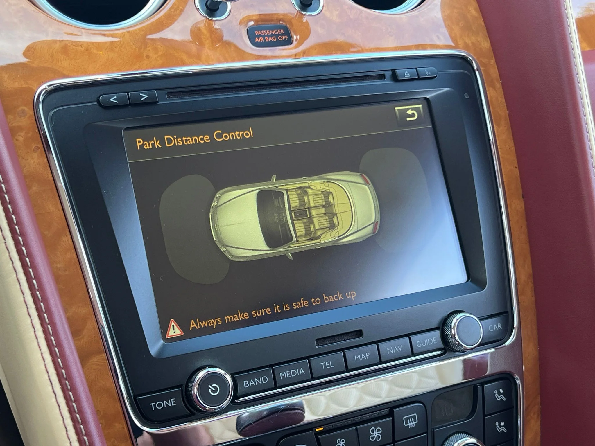 Used 2017 Gold Bentley W12 image 33