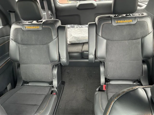 New 2026 Space White Metallic Ford Tremor® image 38