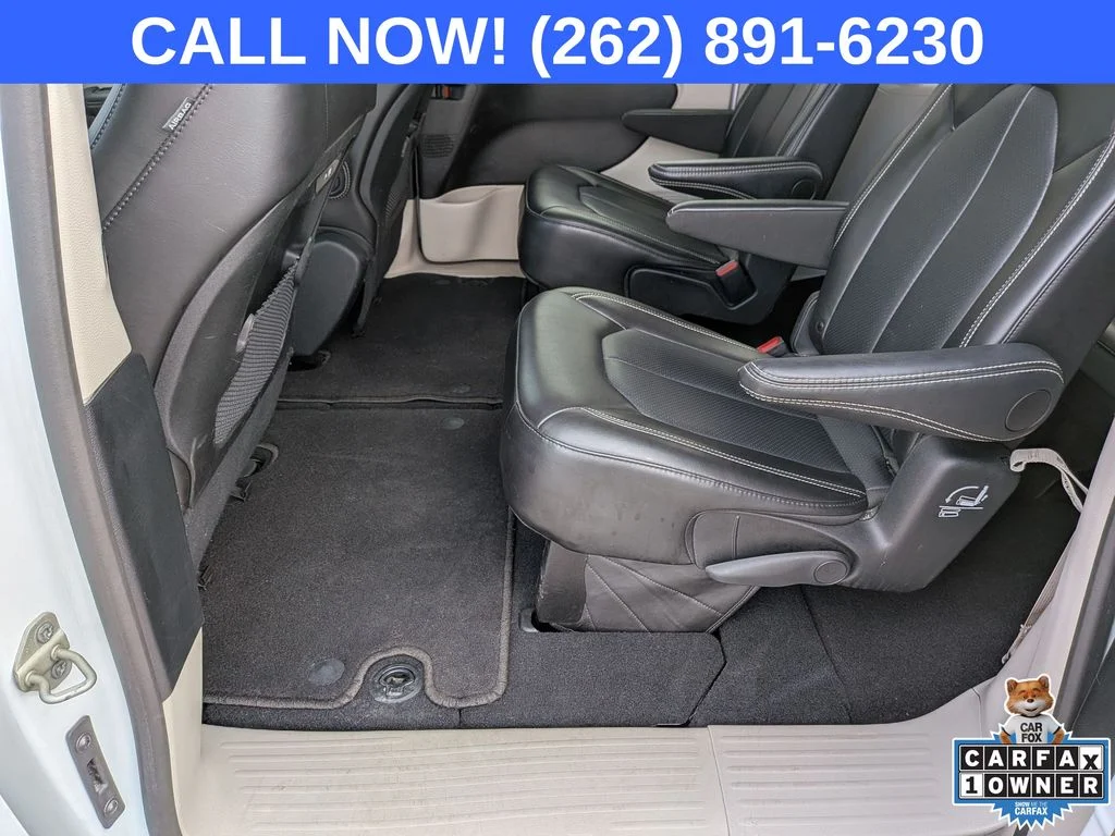 Used 2024 White Chrysler Touring L image 24