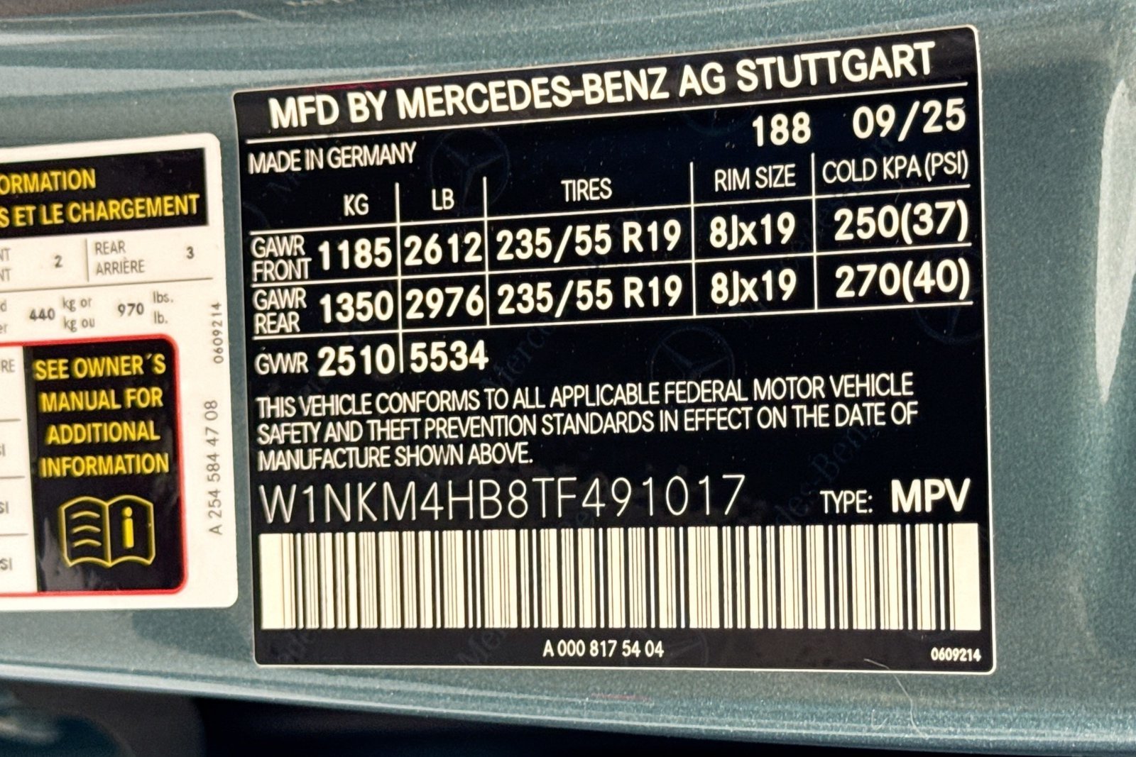 New 2026 Verde Silver Metallic Mercedes-Benz GLC 300 image 30