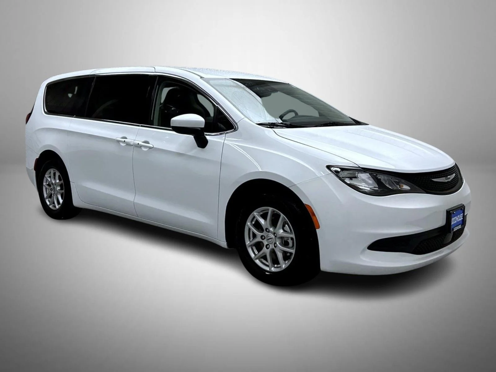 Used 2023 White Chrysler LX image 3