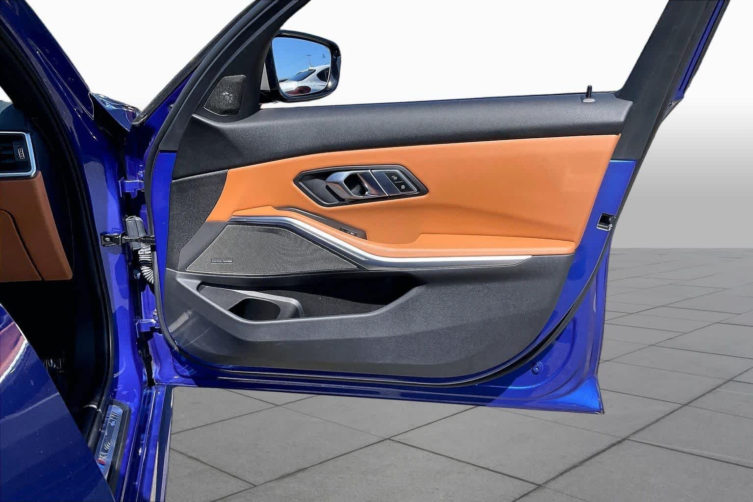 Used 2022 Portimao Blue Metallic BMW M340i xDrive image 22