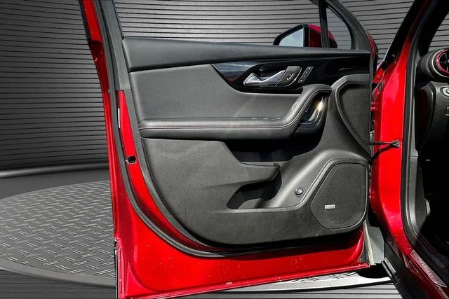 Used 2023 Red Chevrolet RS image 20