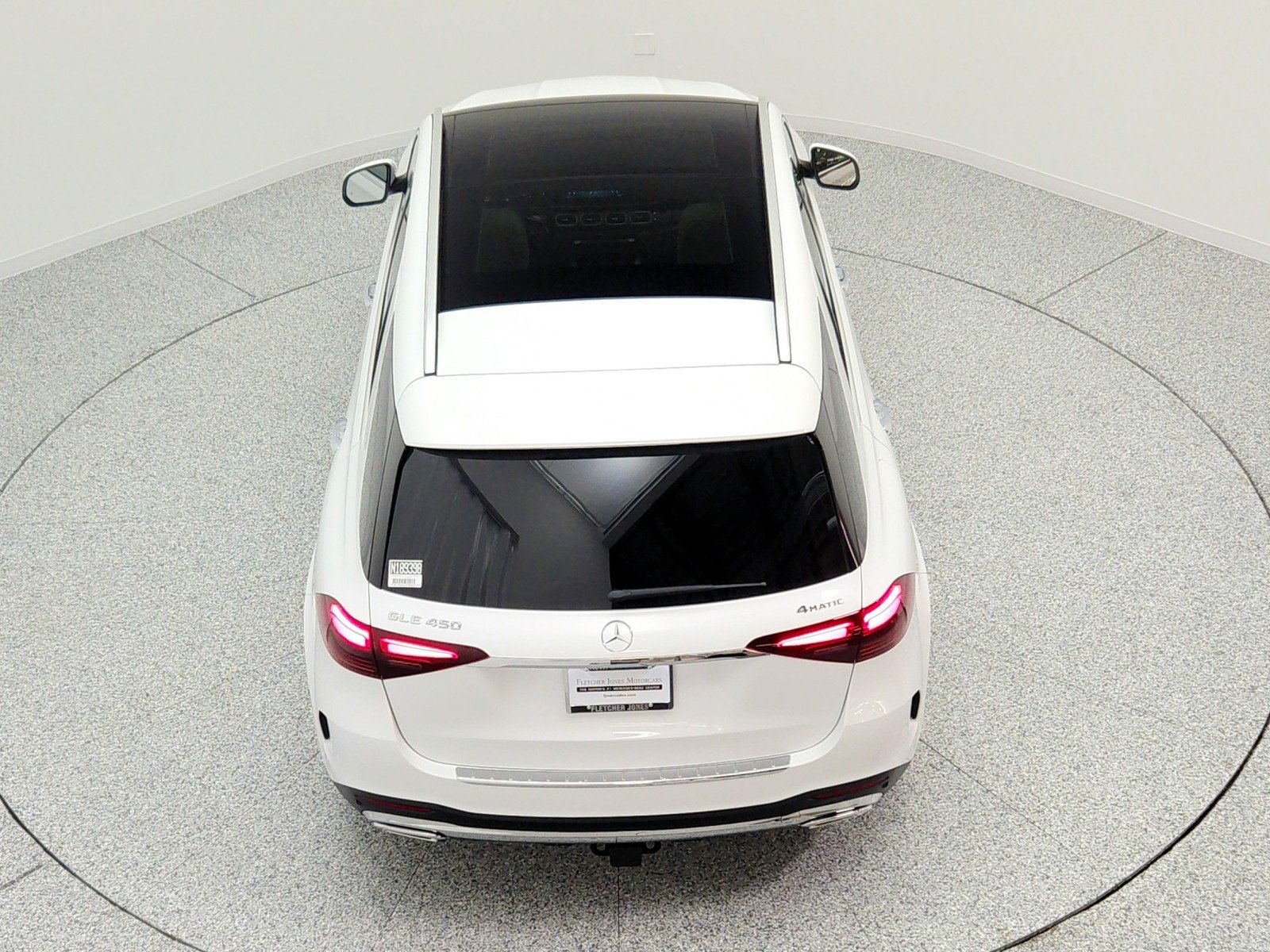 New 2026 MANUFAKTUR Moonlight White Metallic Mercedes-Benz GLE 450 4MATIC® SUV image 21