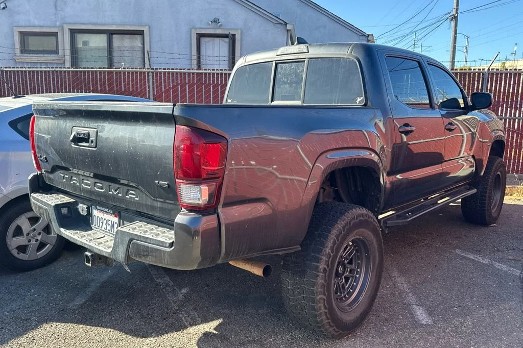 Used 2022 Gray Toyota SR image 5