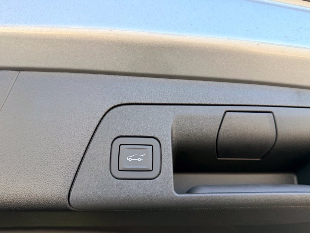 New 2026 Moonstone Gray Metallic Buick Preferred image 32