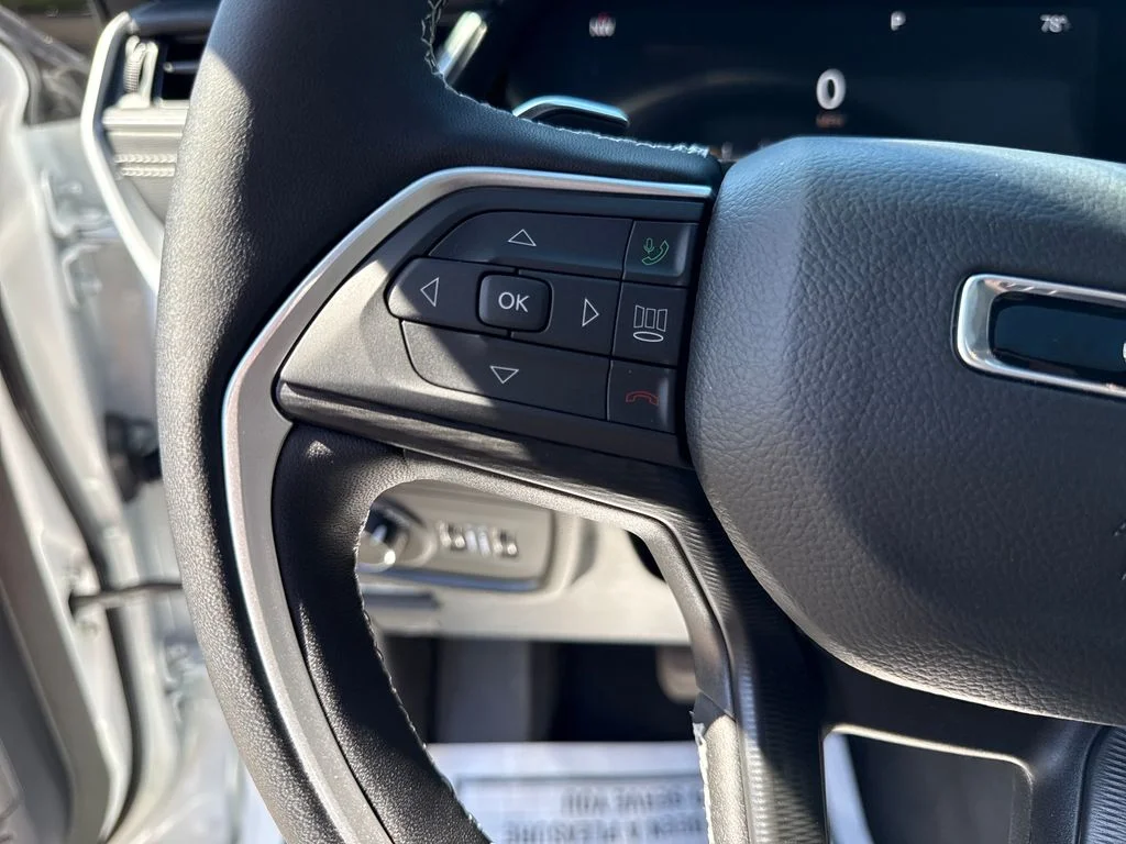 2025 Jeep Grand Cherokee L Laredo - Photo 12