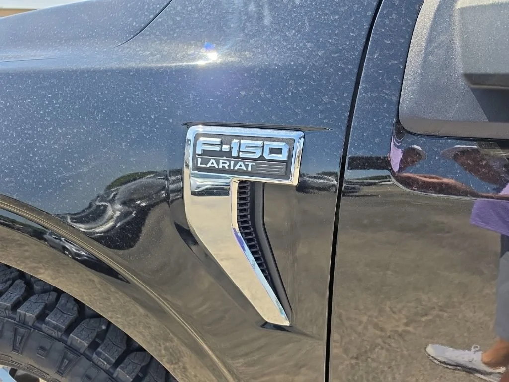 Used 2021 Black Ford XL image 9