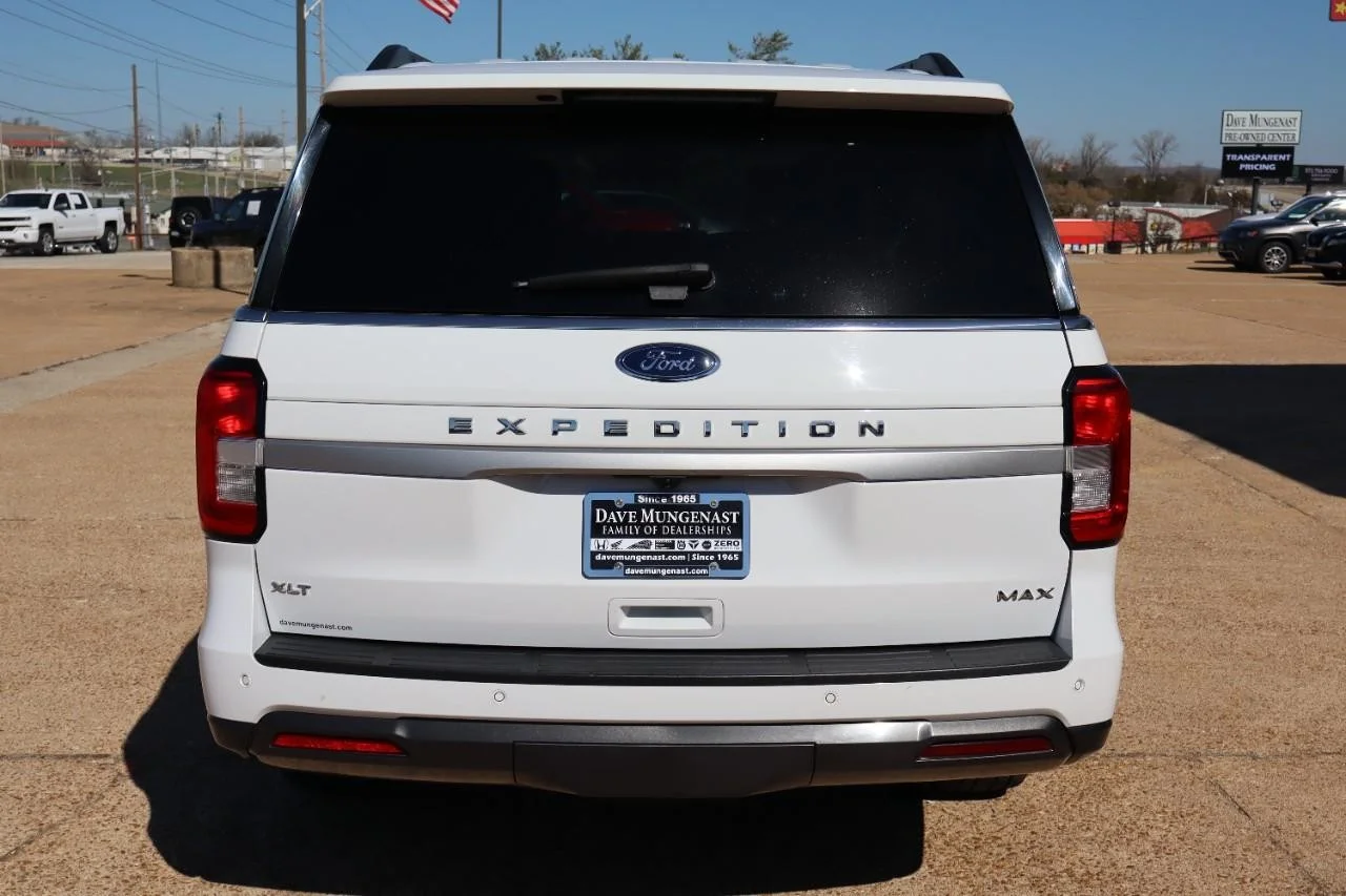 Used 2022 Star White Metallic Tri-Coat Ford XLT image 4