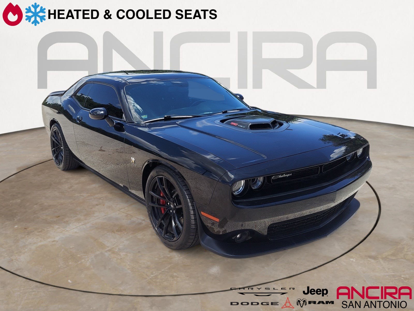 2020 Dodge Challenger R/T Scat Pack's photo
