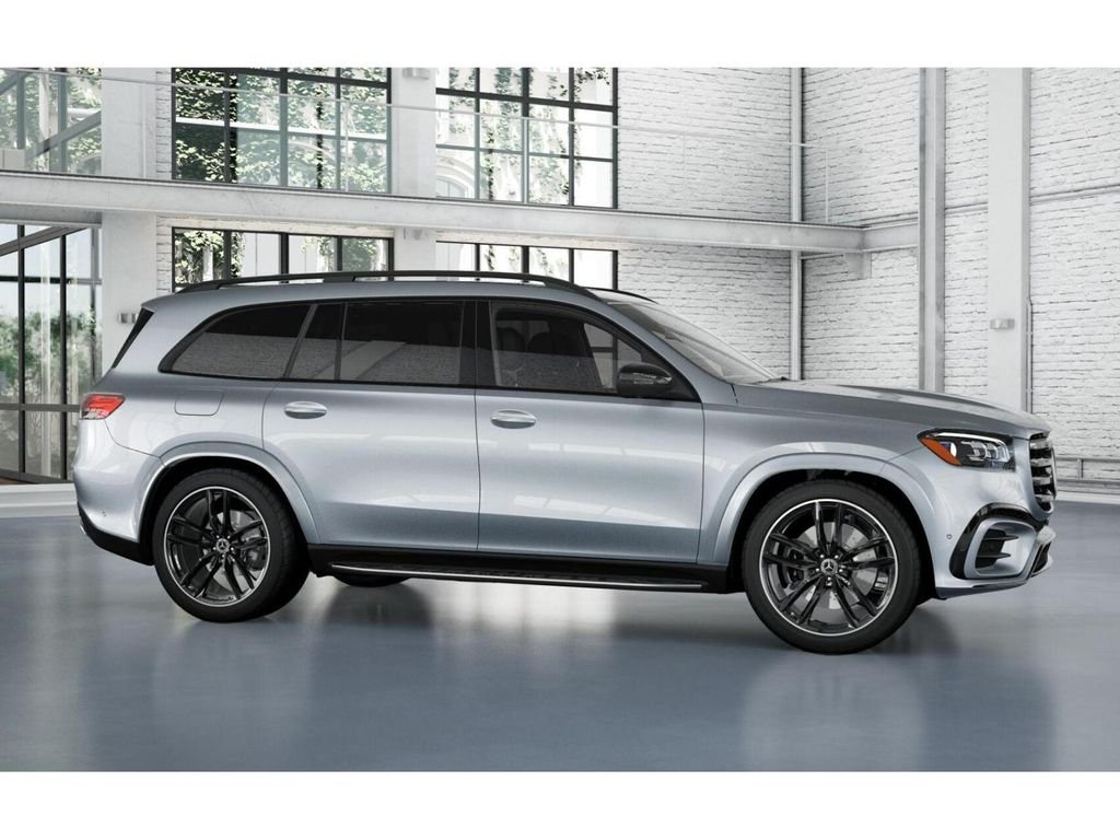 Used 2025 Silver Mercedes-Benz GLS 580 image 14