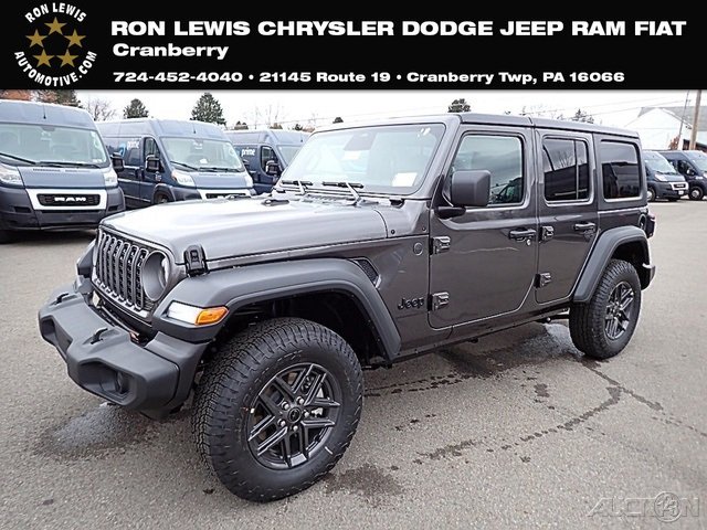 Ron Lewis Jeep Cranberrynull
