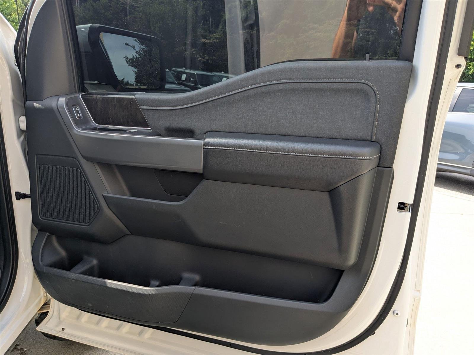 Used 2021 Oxford White Ford LARIAT image 44