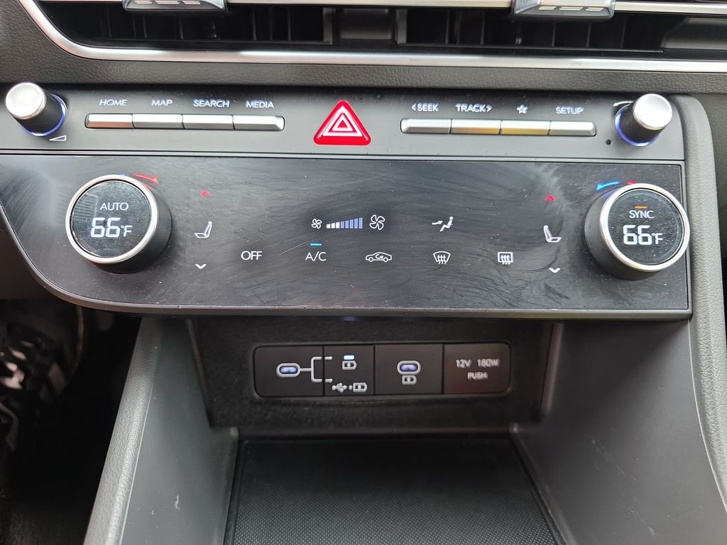 Used 2024 Aero Silver Hyundai SEL image 25