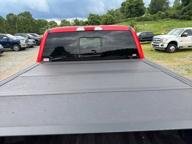 Used 2019 Red Ford XLT image 12