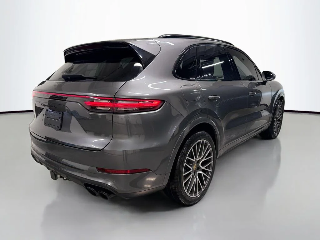 Certified Used 2023 Quartzite Grey Metallic Porsche Turbo image 9