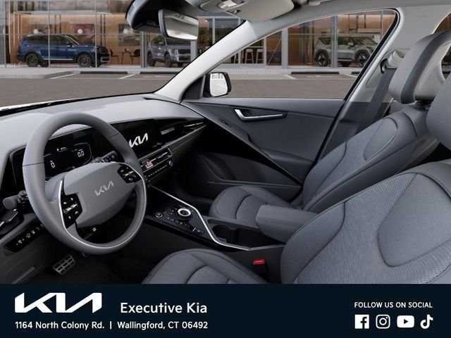 2025 Kia Niro SX Touring - Photo 17