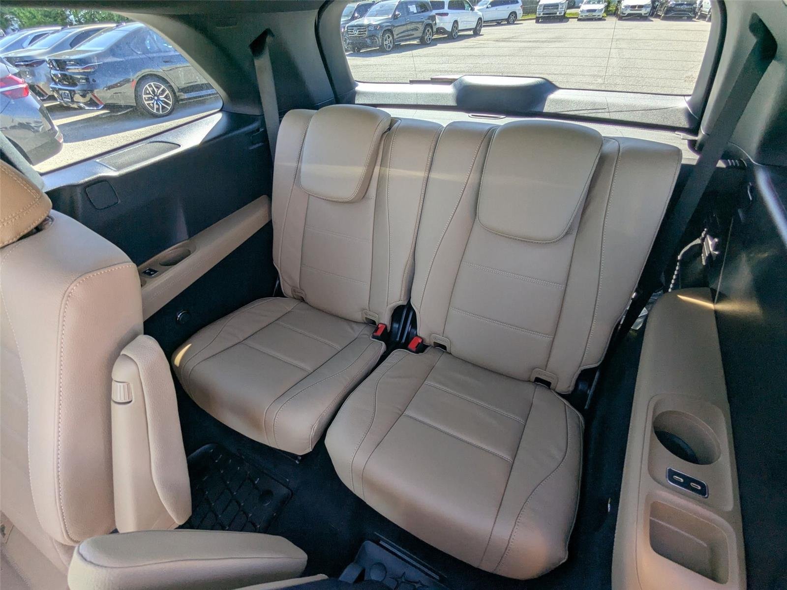New 2026 Polar White Mercedes-Benz GLS 450 image 26