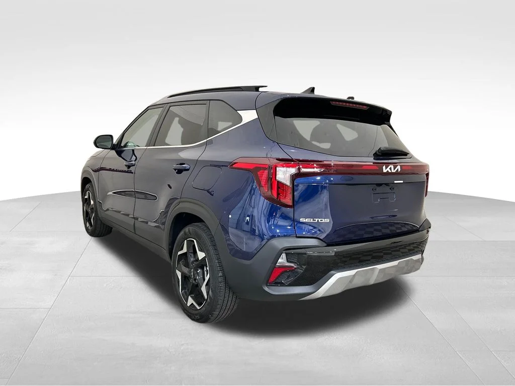 Used 2024 Blue Kia EX image 3
